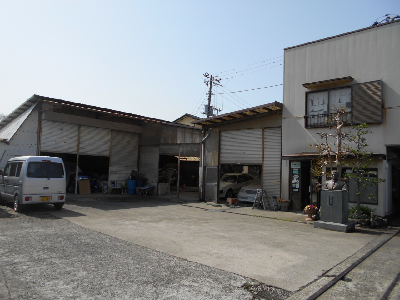 柿沼自動車鈑金工業の工場外観